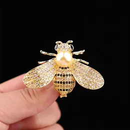 Aimei Biene Broschen Unisex Insekt Brosche Kristall Strass Pin Damen und Herren Schmuck Niedliche kleine Abzeichen Mode Jewelr270h