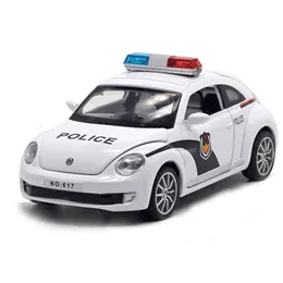 1/32 Beetle Police Car Eloy Model Ljus ljudeffekt Fyra dörr Elektroniska diecast leksaksfordon