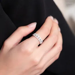 Küme Yüzükleri 18K Beyaz Altın Takı Vintage Hollow Desen Çiftinin Düğünü 18 K Moda Anel De Prata Bijoux