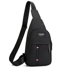 Bolsas de cintura Hombres Moda Multifunción Bolsa de hombro Crossbody en Travel Sling Pack Messenger Pecho para hombre 231013