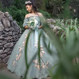 밝은 녹색 섹시한 끈이없는 볼 가운 Quinceanera 드레스 15 년 섹시한 오프 숄 아플리크 공식 공주 생일 가운