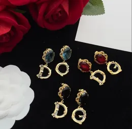Серьги-гвоздики в стиле ретро с рубиновой эмалью и буквами, классические медные женские подарки, дизайнерские ювелирные изделия, обручальные серьги HDER8 --010