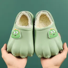 Children's cotton slippers autumn and winter cute soft lightweight cashmere cotton shoes for boys and girls non-slip waterproof baby warm green