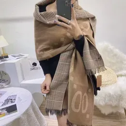 Luxury Cashmere Scarf Women Winter Warm Shawls and Wraps Designer Horse Print Bufanda Tjocka filt halsdukar