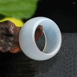 Klaster pierścieni Kyszdl Pure Natural Chalcedony Men and Women with Ring White Onyx Stone Biżuter