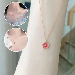 Catene Moda reddito Collana romantica con fiori di ciliegio Collana da donna con clavicola color pesca Ciondolo fresco giapponese Regalo di bellezza