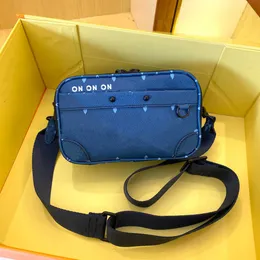 2023 Nya män designer axelväska toppkvalitet nano alpha messenger väska mode skugga canvas crossbody väskor små portfölj avslappnade väskor M82544 M82542 M82801