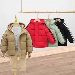 Neue winterliche, mit Baumwolle gefütterte Jacke für Kinder mit kurzer Kapuze, gepolsterte, mit Baumwolle gefütterte Jacke für Mädchen, Winterkleidung für Jungen