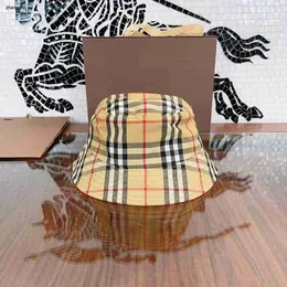 luxury Classic plaid print Fedora foe kids fashion accesories high quality baby caps children Stingy Brim Hats Oct05