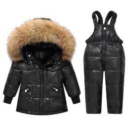 Casaco para baixo olekid 2023 inverno crianças conjunto de roupas jaqueta de pele real para menina menino parka macacão snowsuit 15 anos crianças outerwear 231016