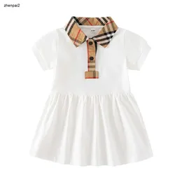 Luxur Designer Girl Dress Baby Summer Plaid randig kjol mode Nyfödd babyklänning Barn prinsessa