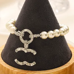 High-end bransoletki projektant łańcucha 18-karatowego złota srebrna łańcuch bransoletki dla kobiet list marki Brzeczenie ze stali nierdzewnej Inkrustowane kryształowe miłośniki biżuterii Akcesoria biżuterii
