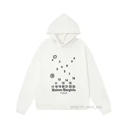 Maisons Margiela MM6 Hoodie Sweatshirts Style tröja Inverterade nummer förvrängda oregelbundna fyrkantiga etiketter Fashion Belgien 26 Dylz