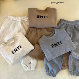 essent children hoodie Kids Clothes Designer Essentials Sets Ess Joggers Tracksuit Baby Hoodie Pant Clothing Outerwear Tracksuites Toddler Sweater 1Y0Z