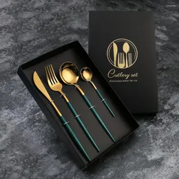 Set di stoviglie 4 pezzi Manico nero Set di posate dorate Coltello in acciaio inossidabile Forchetta Cucchiaio Stoviglie Posate Festival Cucina Regalo