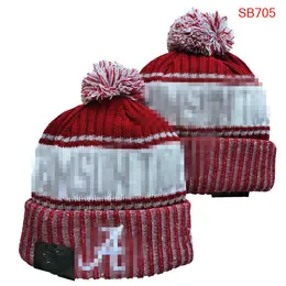 Herrmössor ncaa hattar alla 32 lag stickade manschetterade pom alabama crimson tidvatten beanies randiga sidelinje ull varm usa college sport stickad hocke hockey beanie cap för