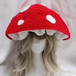 Berets Mushroom Cap Cap Autumn and Winter Crochet Wool Hat Female عرض وجه صغير متبكى Mori's Mori Tale Tale Cute Warm Warm