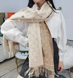 Letra de lenço de cashmere de cashmere feminino lenço estampado com tags shawls de borla de inverno outono lenço longo e lenço sem caixa