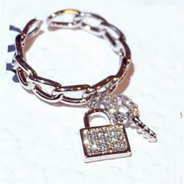 Scintillanti diamanti zirconi aperti con chiave regolabile charms con serratura anelli moda anello di design di lusso per donne ragazze oro argento col339c
