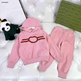 Luxury Kids Designer Autumn Suits Baby TrackSuits Zestawy Rozmiar 100-160 cm 2PCS Klasyczne haftowane logo z kapturem i solidne spodnie kolorowe SEP01