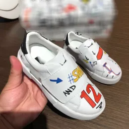 New Fashion 23ss Kids Shoes kids sneakers kids designer shoes classic doodle hook and loop fasteners Small white shoes logo print sports sho