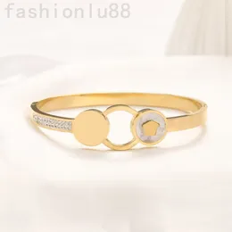 Banhado a ouro colar designer para mulheres charme pulseira mens clássico moda jóias para festa de casamento feminino presente pulseiras de luxo casal zf072