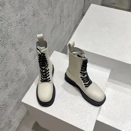 Stivali europei scarpe da donna e stivali da donna stringati in lana marrone stile americano con fondo spesso martore in pelle italiana