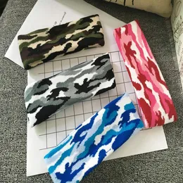 Kamouflagfärg ull stickat pannband hår wrap för kvinnor trycker militär elastisk turban yoga sport pannband huvudstycke 20pc343u