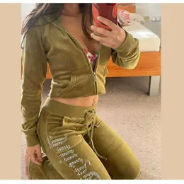 Juicy Apple Women 's Tracksuits 2023 여름 브랜드 재봉 세트 Veet Velor Women Track Suit Hoodies and Pant Met Mot Motion Design