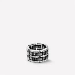 Chan Ultra Rings 밴드 새 새 새 고급 보석 귀걸이 여성 펜던트 K 골드 하트 목걸이가 새겨진 Perles3075