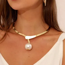 Choker Simple Smooth Metal Collar Necklace Trend Baroque Imitation Pearl Pendant Neck Ring Women's Punk Jewelry