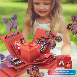 Presentförpackning DIY Handgjorda presentförpackningar Pappersmycken med välsignelse kort överraskning flygande fjäril prank födelsedagsfest fast färg snackbox 231017