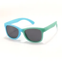 Solglasögon barn glasögon färgbyte coolt för sommar anti-uv baby barn solglasögon högkvalitativa fyrkantiga pojkar ögonskydd 231017