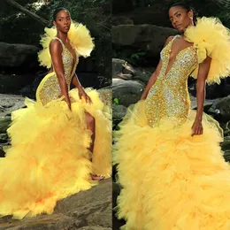 Sexy Meerjungfrau-Abschlussballkleider mit tiefem V-Ausschnitt, elegante Rüschen, abgestuftes formelles Anlasskleid, Abendkleider von Aso Ebi