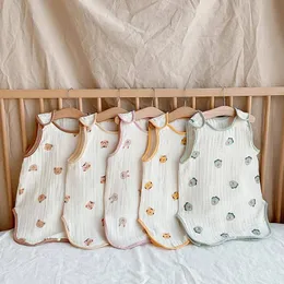 Sovsäckar Milancel Baby Sleeping Bag Sleeveless Vest Born Child Anti-Kick Quilt Summer Thin Double Layer Cotton Garn 231017