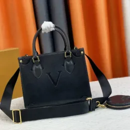 Lvity Women Emed Designer Bag حقيبة يد حقيبة يدوية جلدية نسائية Crossbody قابض القابض خمر أكياس رسول Eming Messenger New Fashion Classic