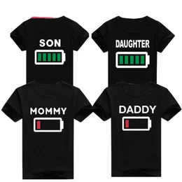Familjekläder mamma dotter son sommar batteri t shirt pappa morkids matchande kläder morkläder254h