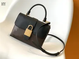 Borse di lusso di design Tote con manico singolo Hasp Up con borse con chiusura Cinghie regolabili rimovibili Borsa a tracolla Borsa a tracolla Borsa da donna in pelle con lettera M44653