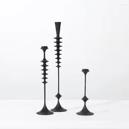 Candle Holders Unique Holder Birthday Metal Tealight Wedding Stick Decor Table European Retro Vertical Bougeoir Room