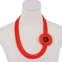 Yydbz Red Black Big Round Pendant Halsband för kvinnor Gotisk stil Rummikokerkedja Multilayer Jewelry Accessories Present Choke316b