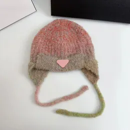 Triangle Hats Designer-Strickmützen, luxuriöse Winter-Woll-warme Beanie-Kappen für Herren und Damen, taillierte Mütze, Kaschmir, lässige Totenkopfmütze, modisch im Freien