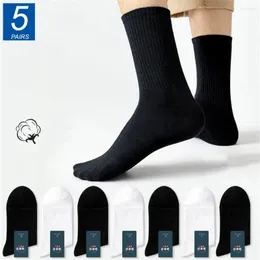 Мужские носки, 5 пар/упак., деловые мужские хлопковые носки высокого качества, белые, черные, однотонные, средней длины, четыре сезона, повседневные соккен для подарка