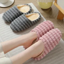 Pantoufles nouvelles femmes hommes intérieur chaud en peluche maison pantoufles chaussures d'hiver Couple maison étage diapositives silencieuses pour unisexe 231017