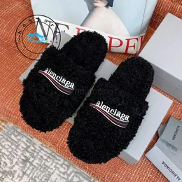 Designer Fluffy Slippers for Men and Women Luxury Paris Wool Winter Wool slippers Fur plush warm Letter sandals Comfortable plush girls flip-flops