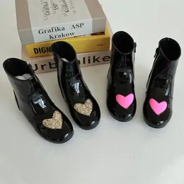 Buty zimowe dziewczyny śnieżne buty oryginalne skórzane ciepłe pluszowe buty dla dzieci moda Złote różowe serce krowi butów imprezowy 231016