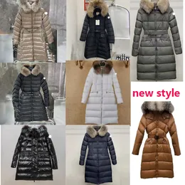 Designer Women's Down Jacket jacka broderad märke Long Douedoune femme över knäet förtjockade varma jackor kvinnor. Storlek 0-3