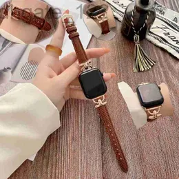 Cinturini per orologi DesignerCinturino sottile con motivo in rilievo Cinturino Apple Watch 45mm 42mm 38mm 40mm 44mm 3 4 5 7 41mm Connettore in metallo Fibbia in pelle
