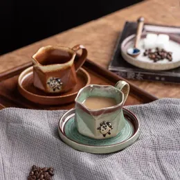 Coffeware Sets 1 세트 유럽 스타일의 레트로 수제 거친 도자기 커피 컵 가마 킬로 혁신 머그잔 세라믹 및 플레이트
