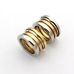 Anello di design in oro in ghiolo in ghiottone in acciaio di lussuoso titanio per amanti anelli di coppia in ceramica nera bianca per regalo