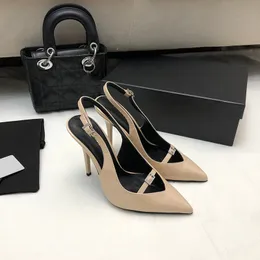 2024 Zapatos de vestir de diseñador de moda Sandalias de tacón de aguja para mujer Exquisito y cómodo Material de cuero para mujer Cuero Tela suave Tamaños 35-42